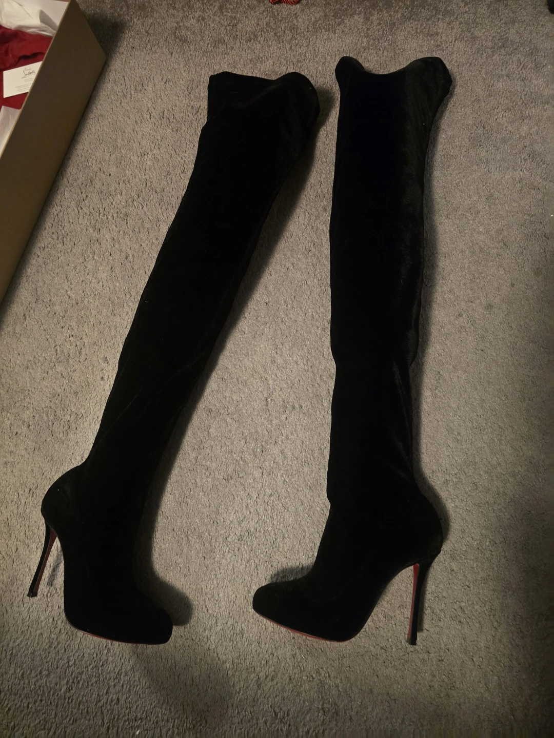 Christian Louboutin thigh high Velvet boot BN - photo 3