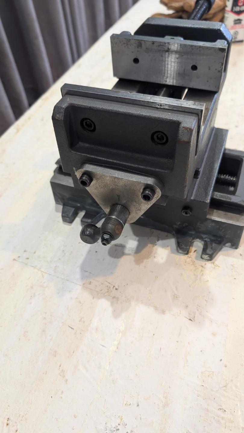 Pro Point Cross-Slide Drill Press Vise 5" - photo 3