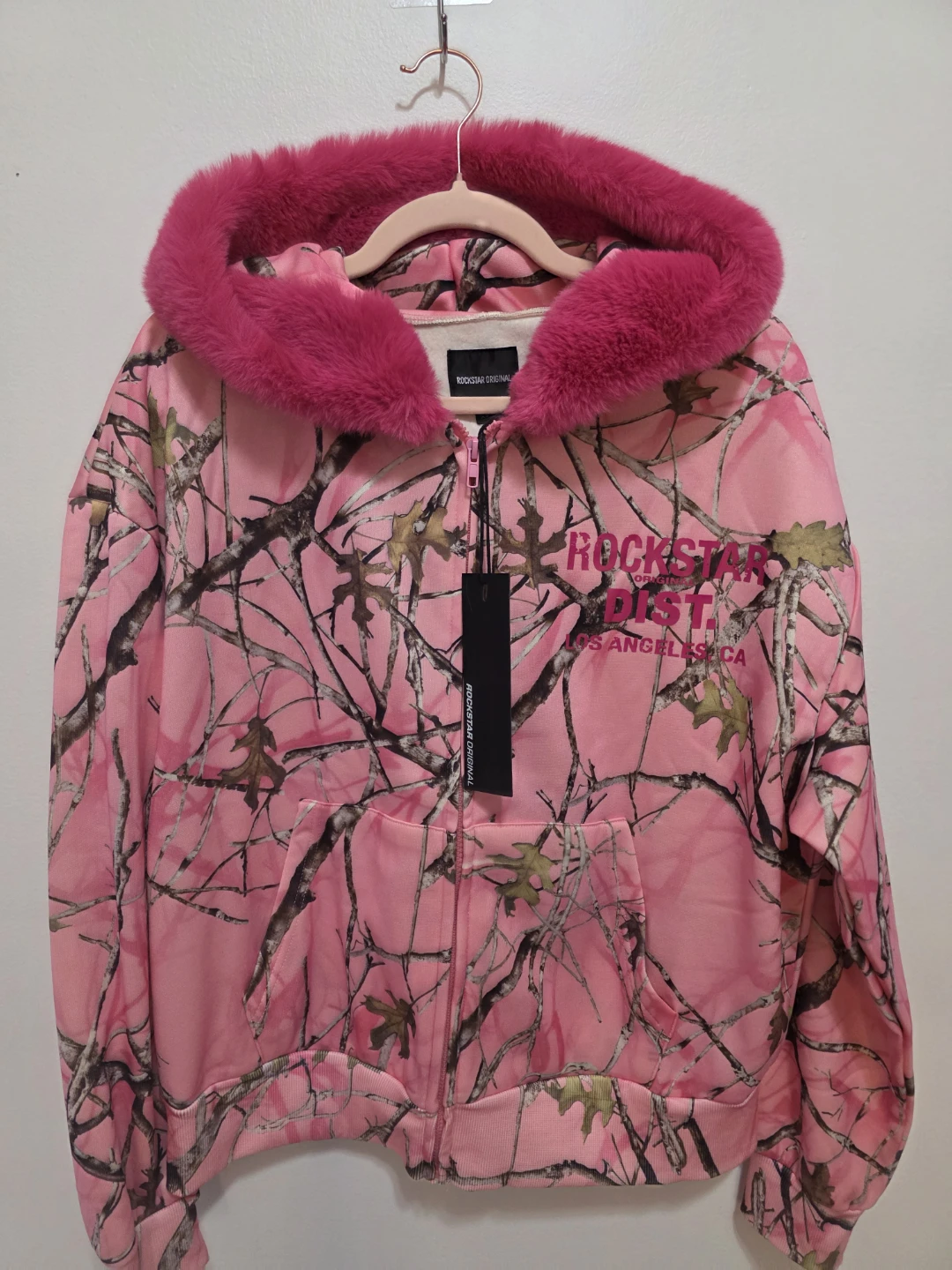 Rockstar Dist. Pink Camo Hoodie and Joggers Set - photo 5