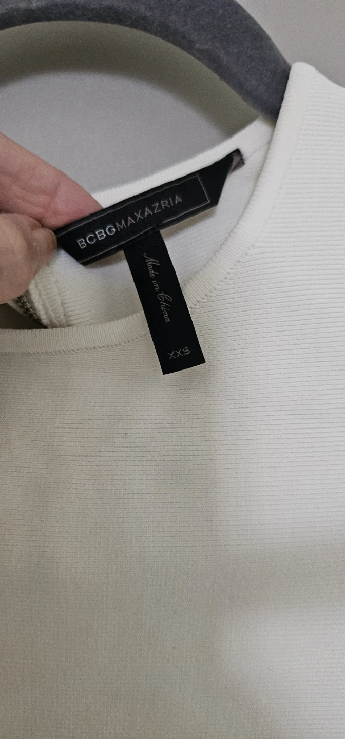 BCBGMAXAZRIA White Cold Shoulder Dress XXS - photo 2