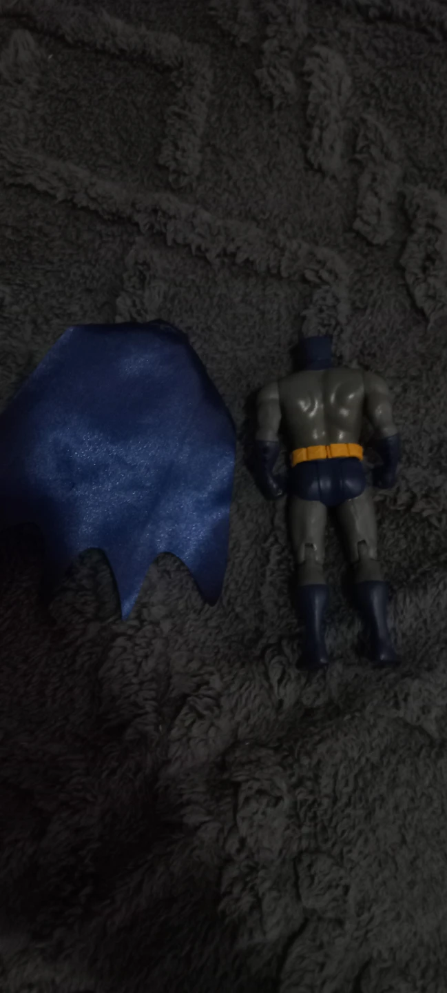 Batman Action Figure with Cape - photo 3