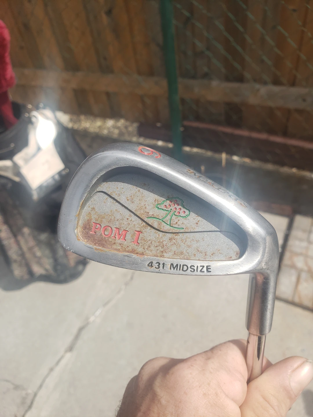Malus POM 1 Midsize 9 Iron Golf Club