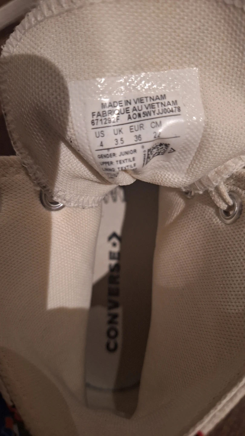 Size 4Y Convsrse All-Star Beach Gator Hi-Tops - photo 2