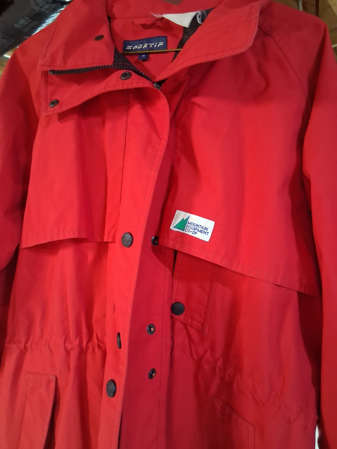 Mountain Equipment Co-Op Sportif Red Rain Jacket - photo 2