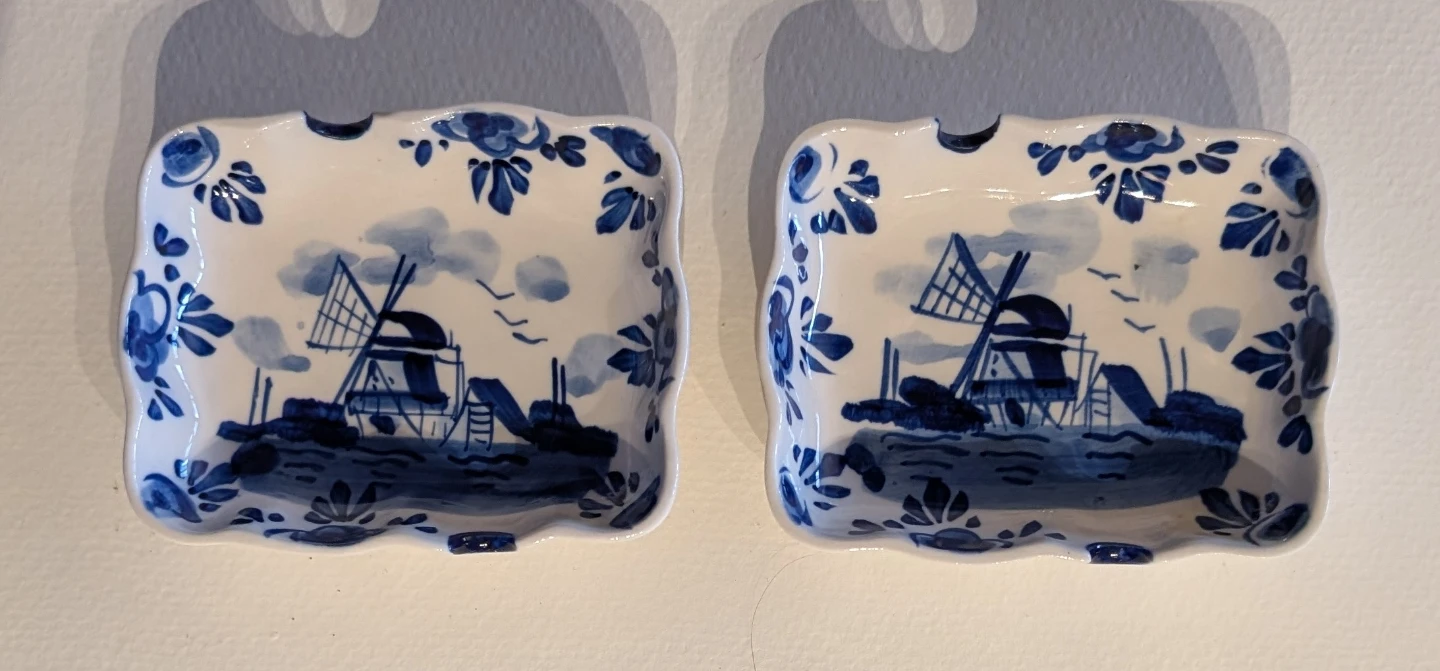 2 Vintage Elesva Ceramic Ashtrays