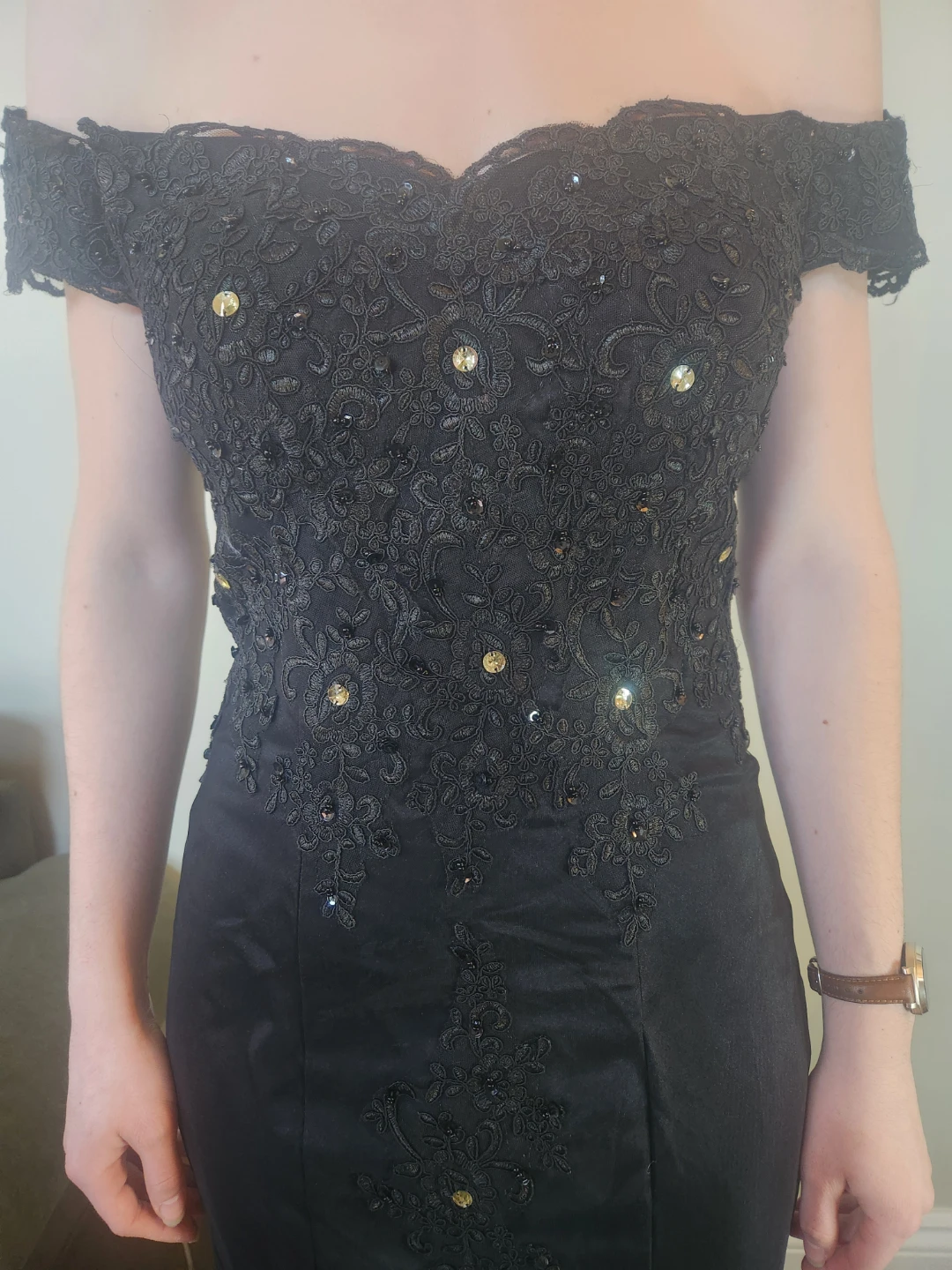 Black Off-the-Shoulder Beaded Lace Formal Gown - photo 2