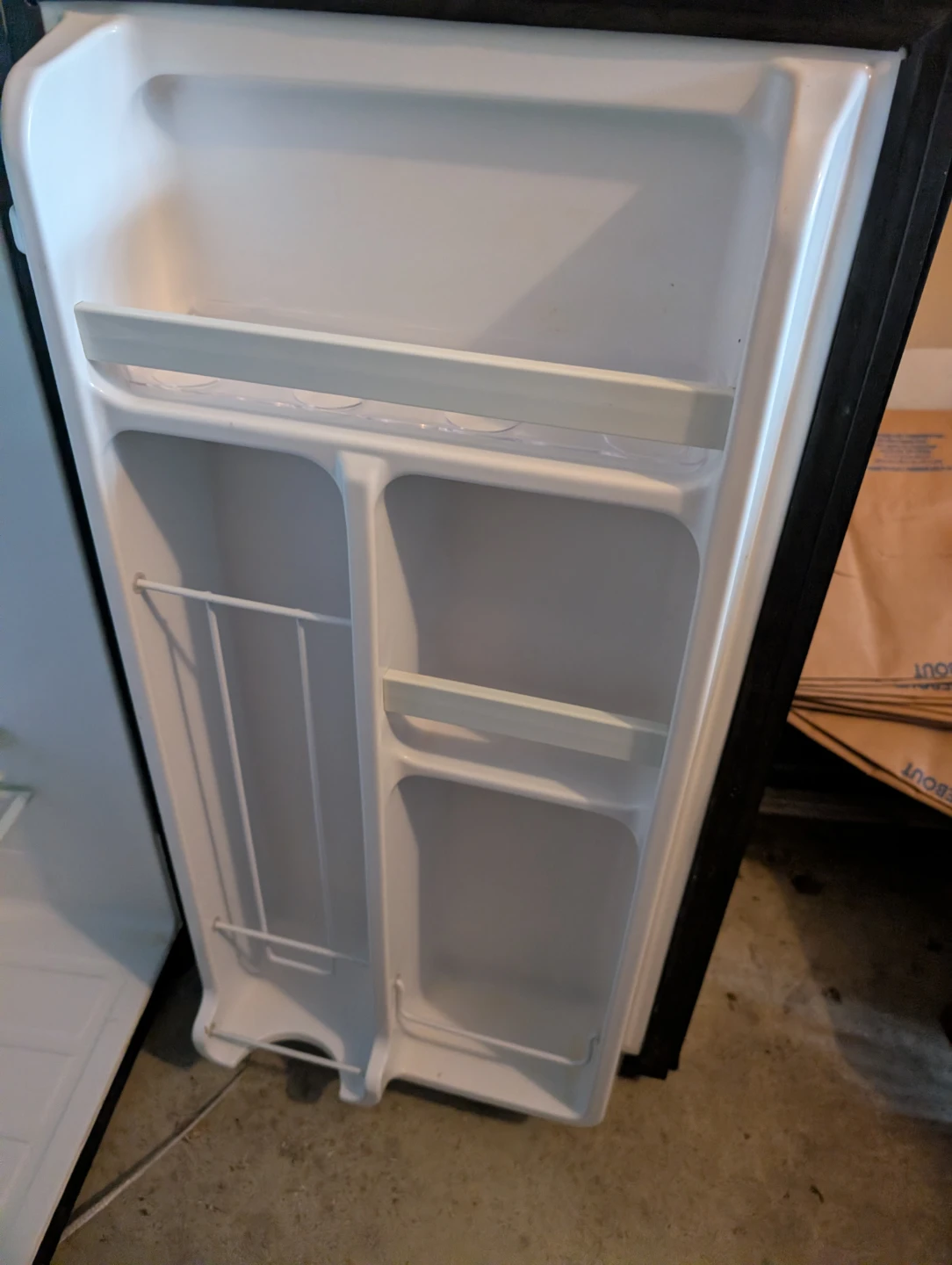 Danby 3.2 cu. ft. Compact Refrigerator - 17.8W X 18L X 32H - photo 2