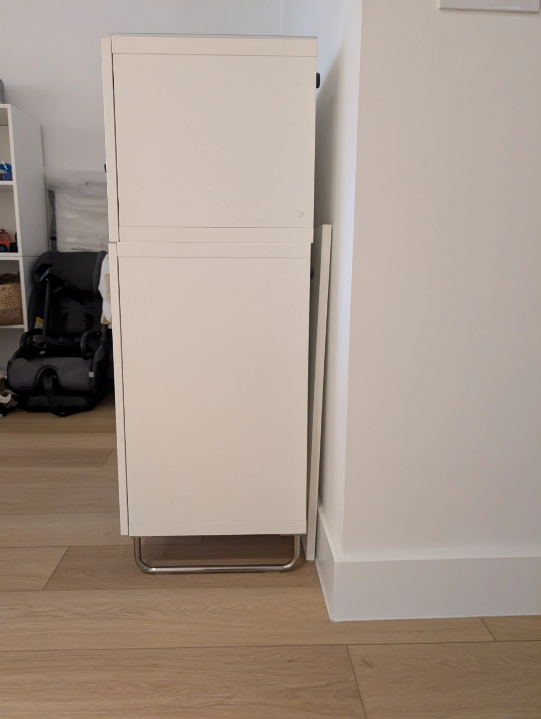 IKEA Besta White Storage Cabinet with Glass Doors - photo 5