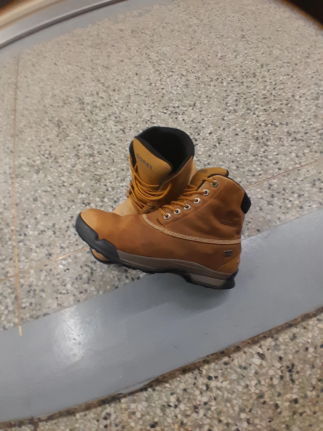 All Season Sorel Waterproof Boots Men's Size 12 - photo 3