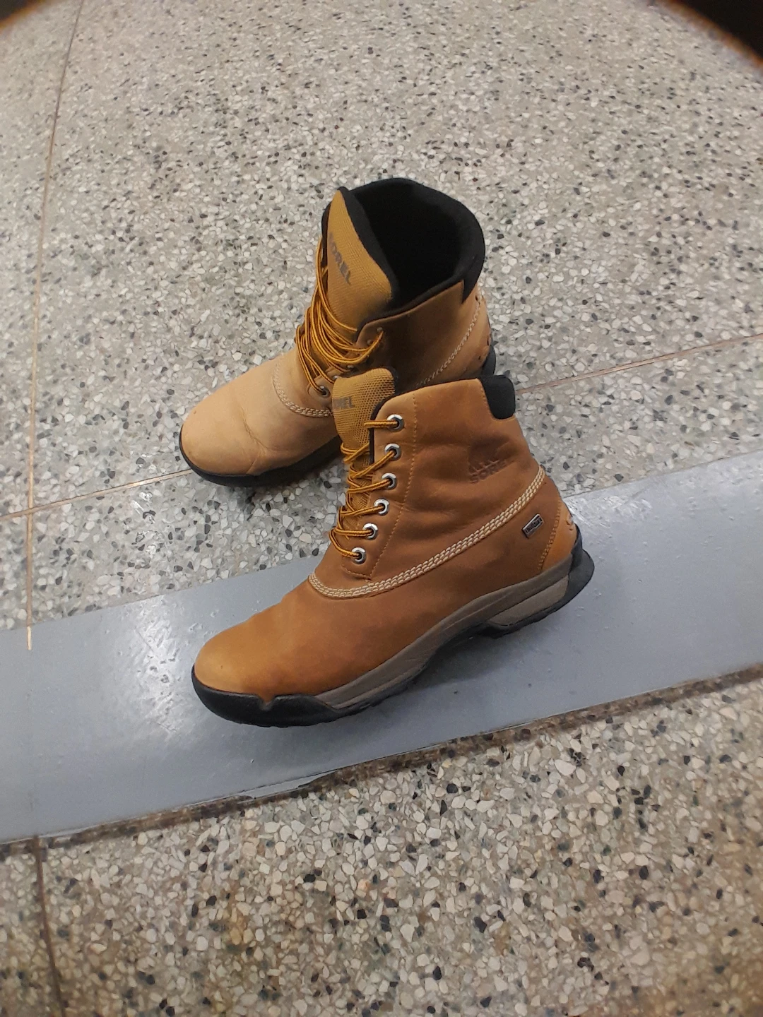 All Season Sorel Waterproof Boots Men's Size 12 - photo 4