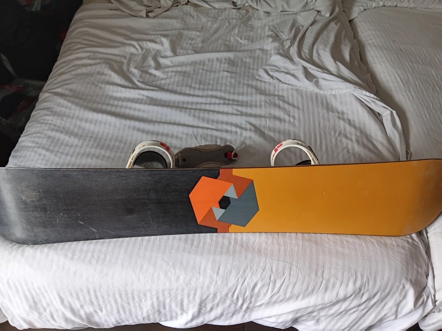 Burton Clash 2002 157 Snowboard With Burton bindings size large - photo 2