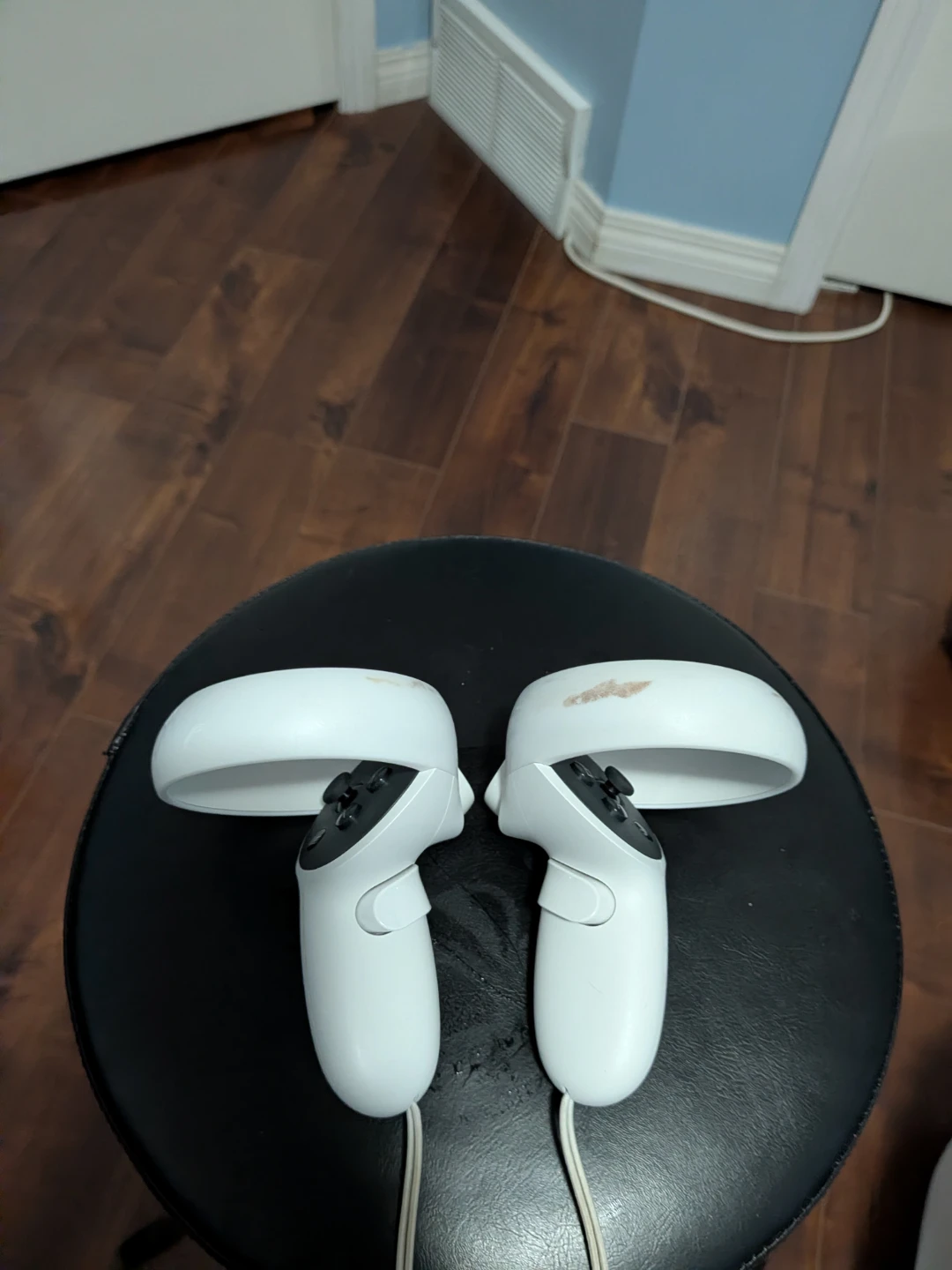 Meta Quest 2 128GB VR Headset with Controllers - photo 5