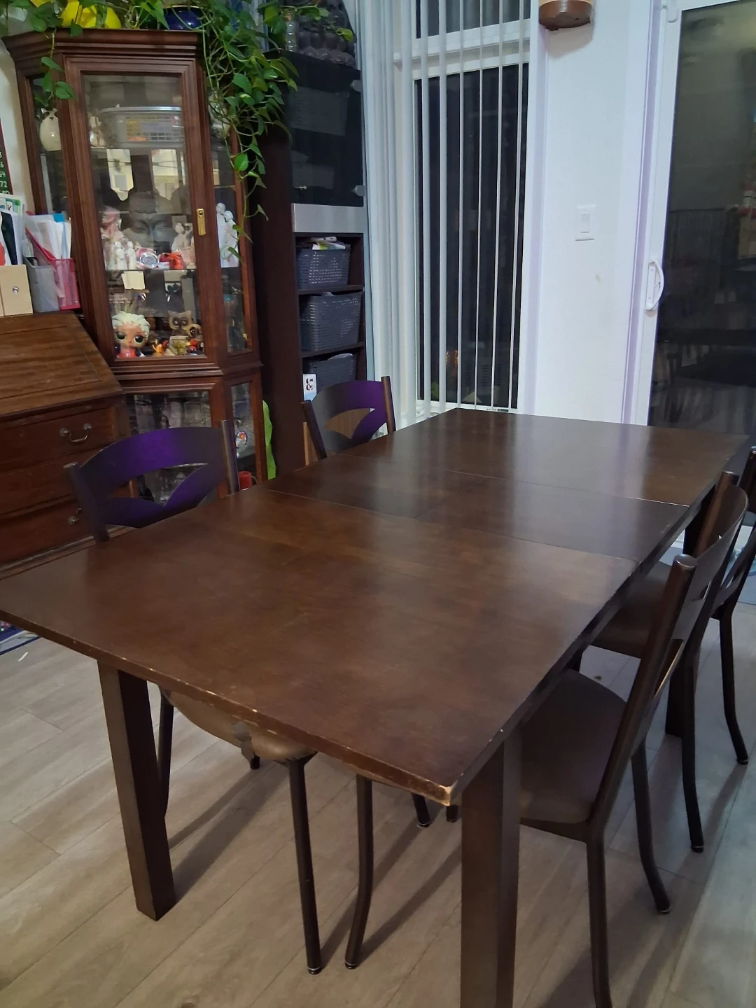 Extendable Wooden Dining Table + 4 Chairs - photo 2