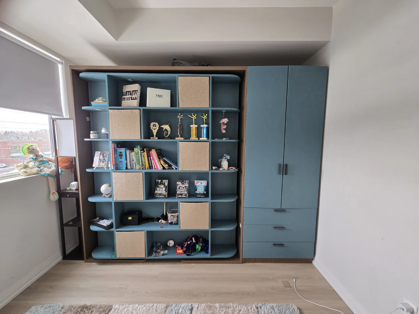 Blue Bookshelf, Revolving bed and cupboard
