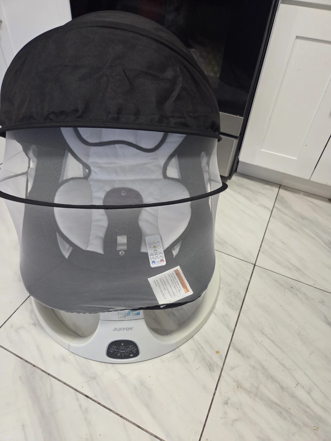 JUITOY Baby Rocker with Mosquito Net - photo 2