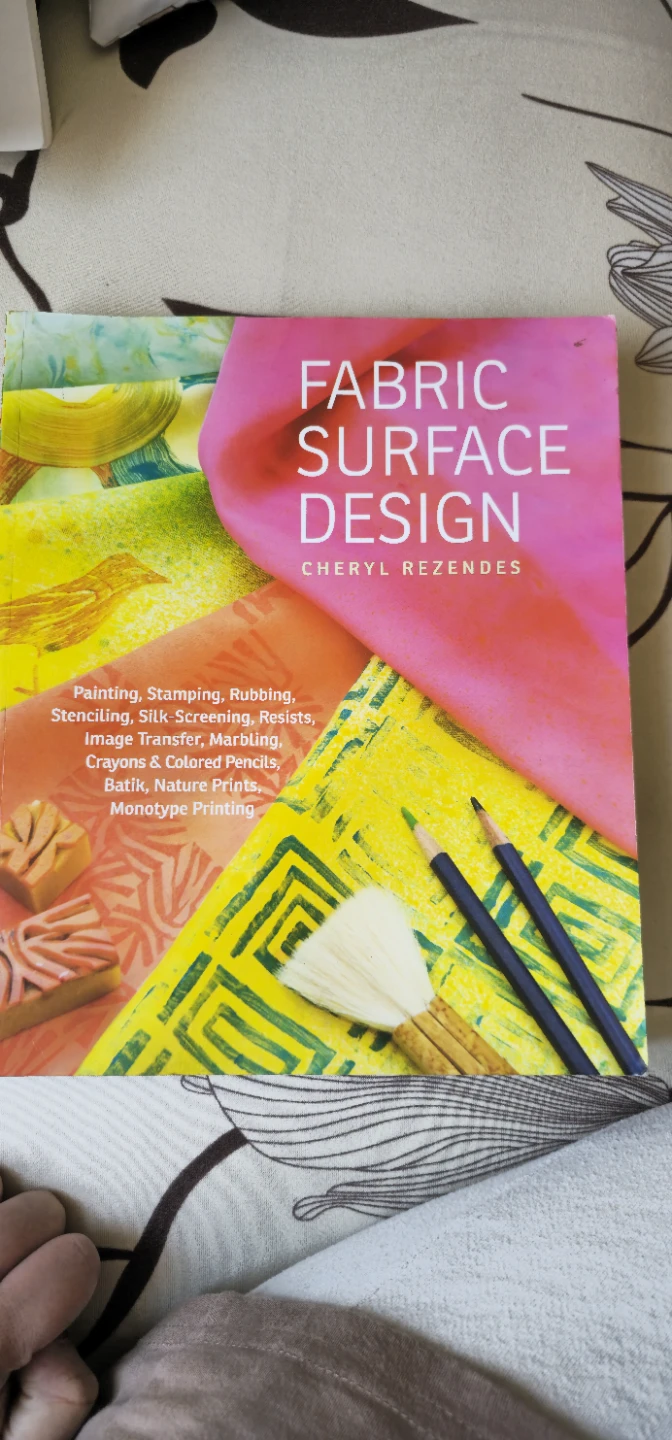 Fashion Sketching & Textile Design Books – Set of 3 - photo 2