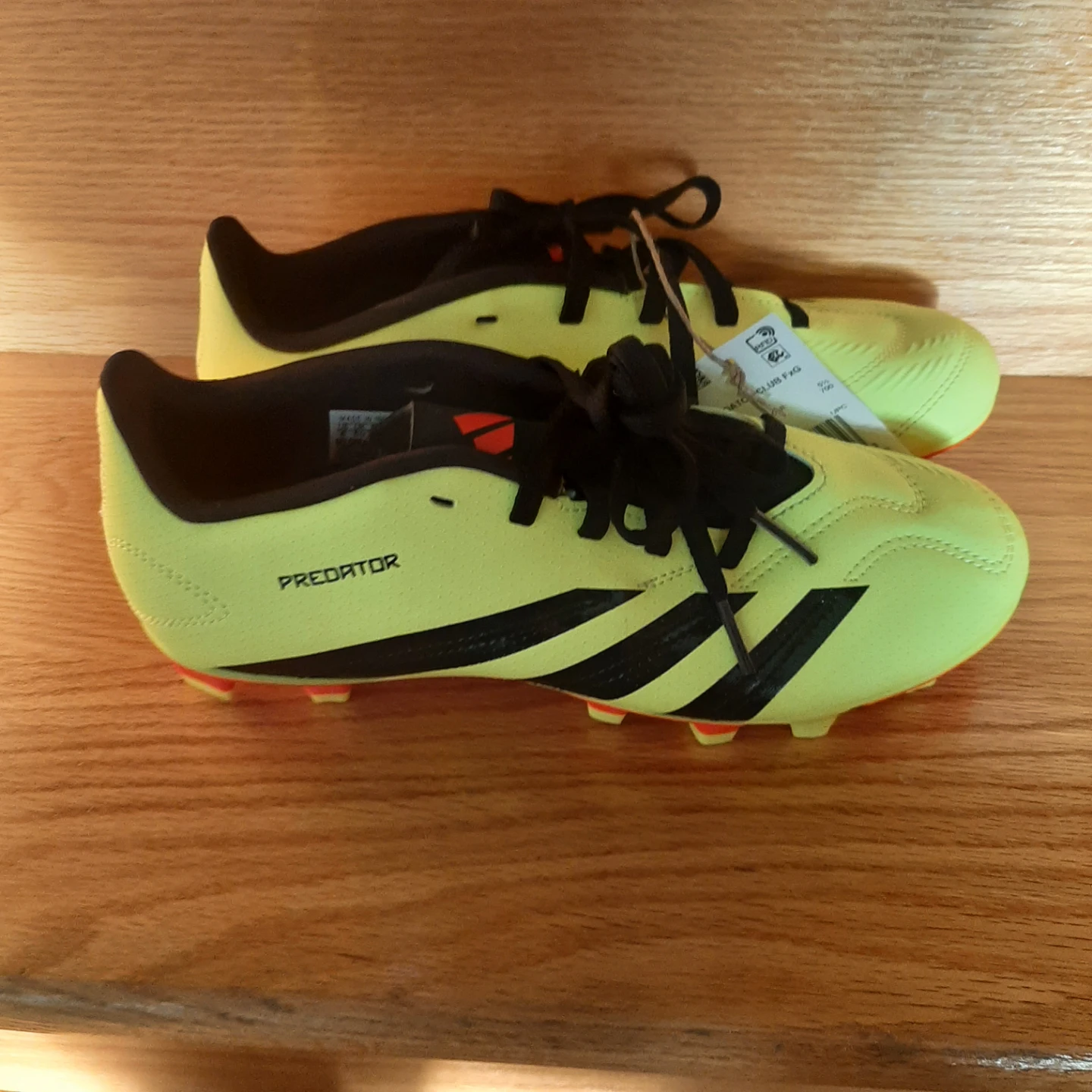 Adidas Predator  Soccer Cleats - Size 5.5Y - Neon Yellow - photo 2