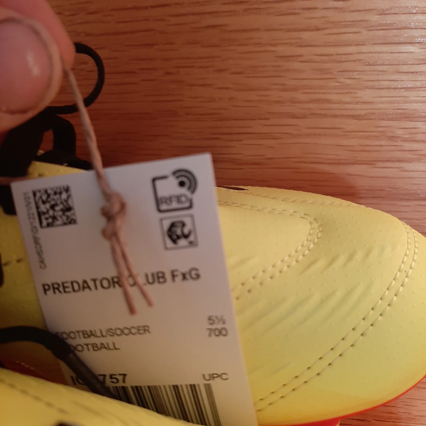 Adidas Predator  Soccer Cleats - Size 5.5Y - Neon Yellow - photo 4