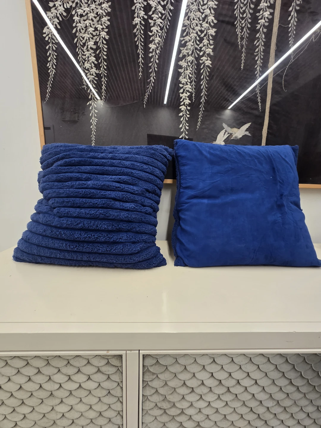 Pair Of Blue Velvet Throw Pillows *Price For Both* - photo 3