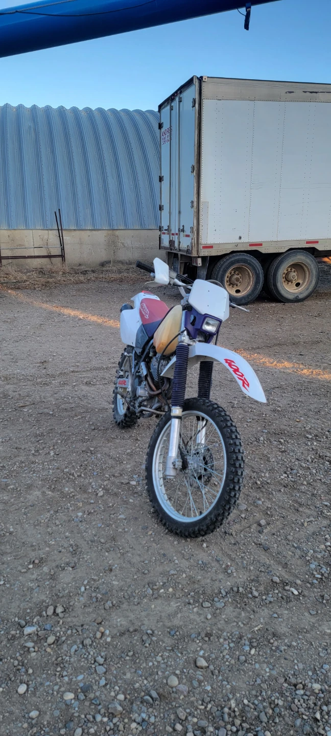Honda XR400R Dirt Bike