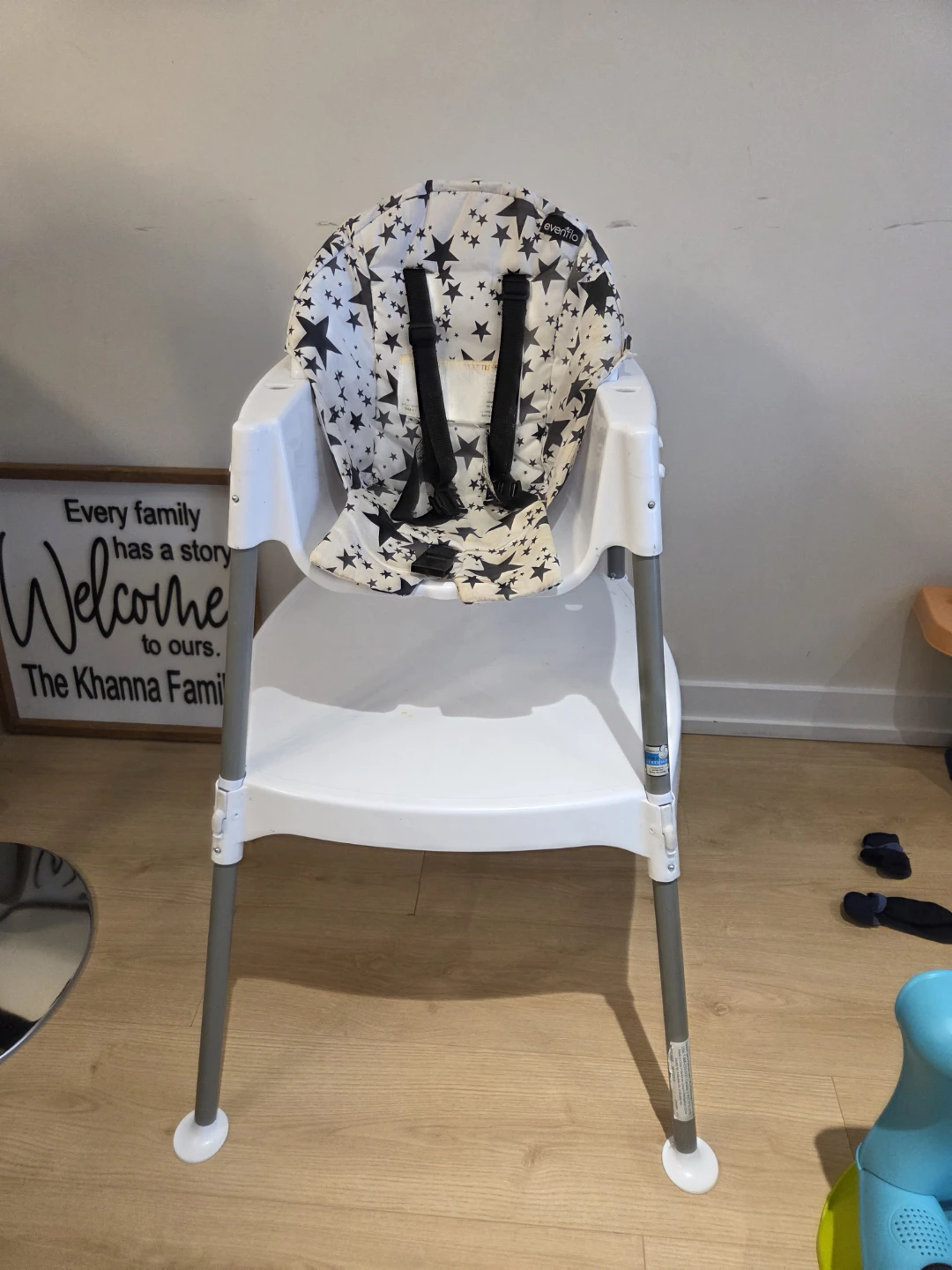 Evenflo High Chair with Star Print Pad