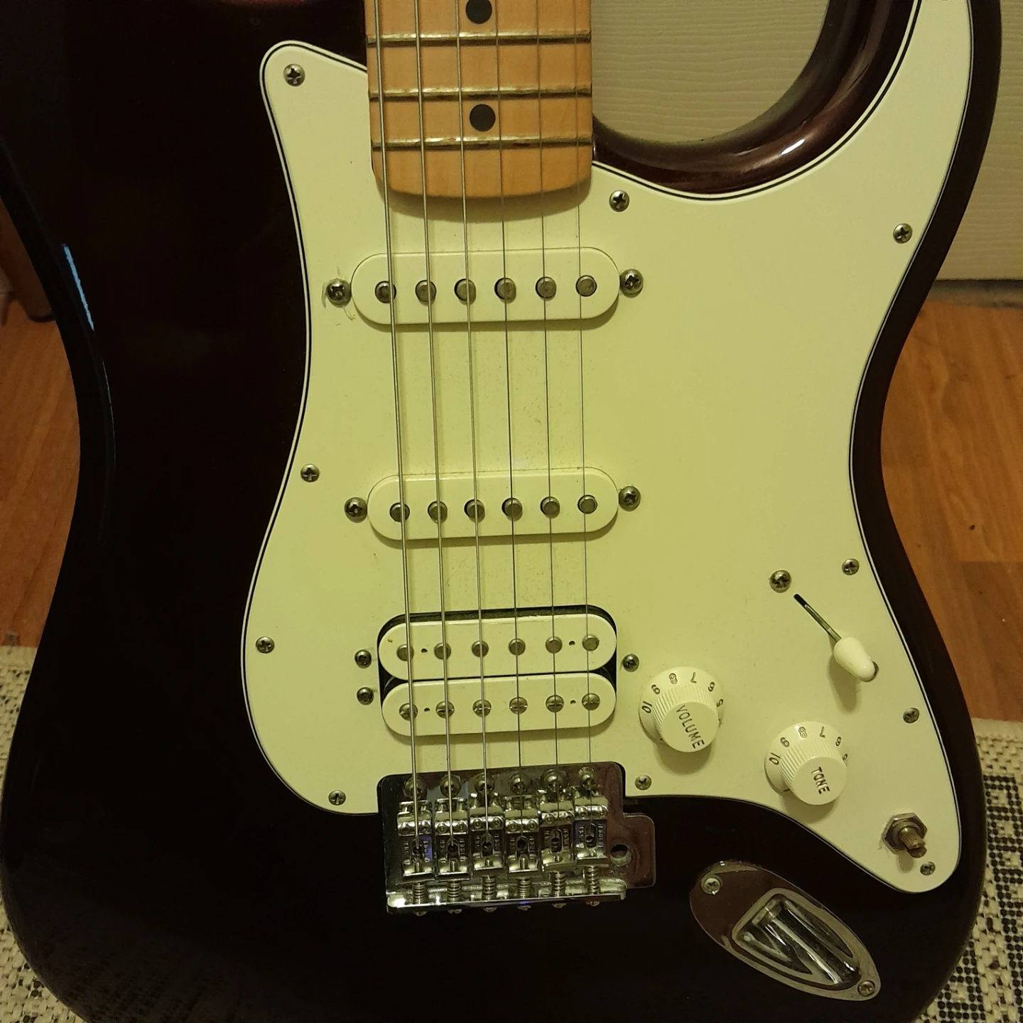 Mexican Fender Stratocaster Electric Guitar - photo 4