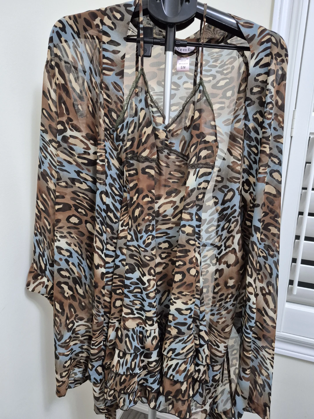 Vie en Rose Leopard Print Robe - Size S/M