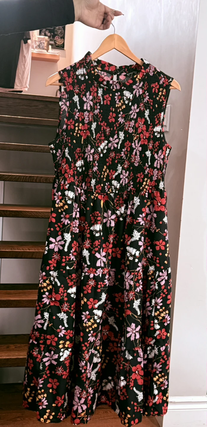 Bloomingdale's Floral Smocked Neck Dress, us12