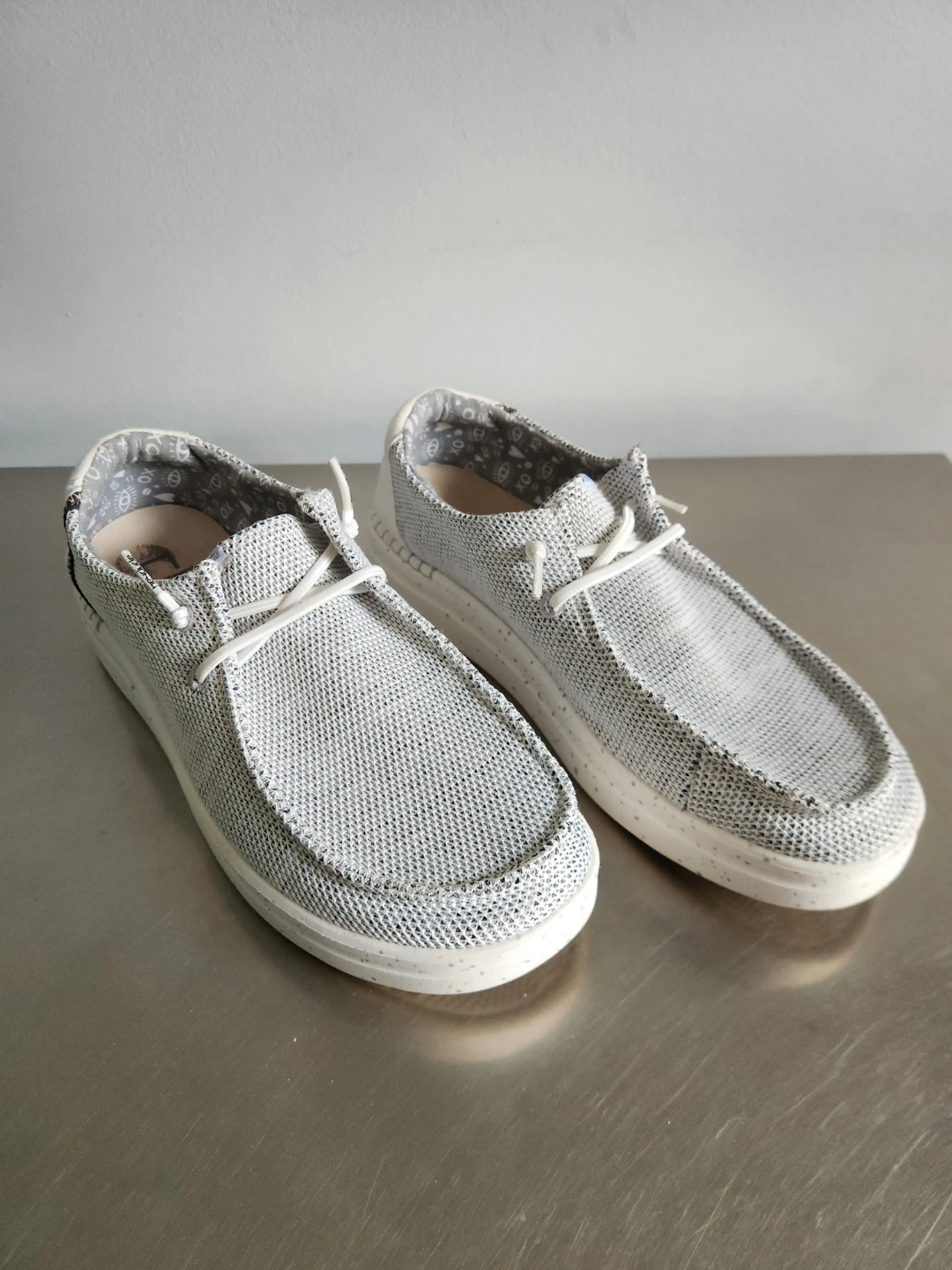 Hey Dude Men's Wendy Loafers Size 10 Grey