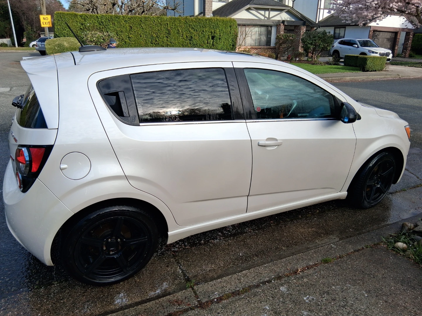 White Chevrolet Sonic RS Turbo - photo 4