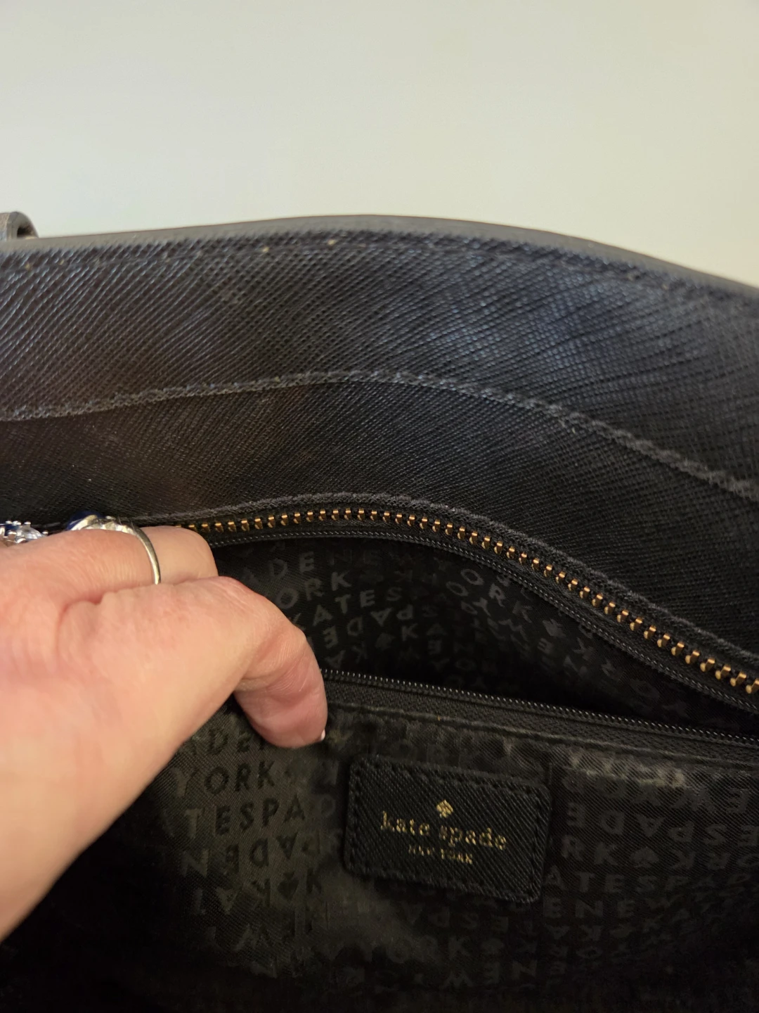 Kate Spade Laurel Way Med Daily Tote Bag - photo 4