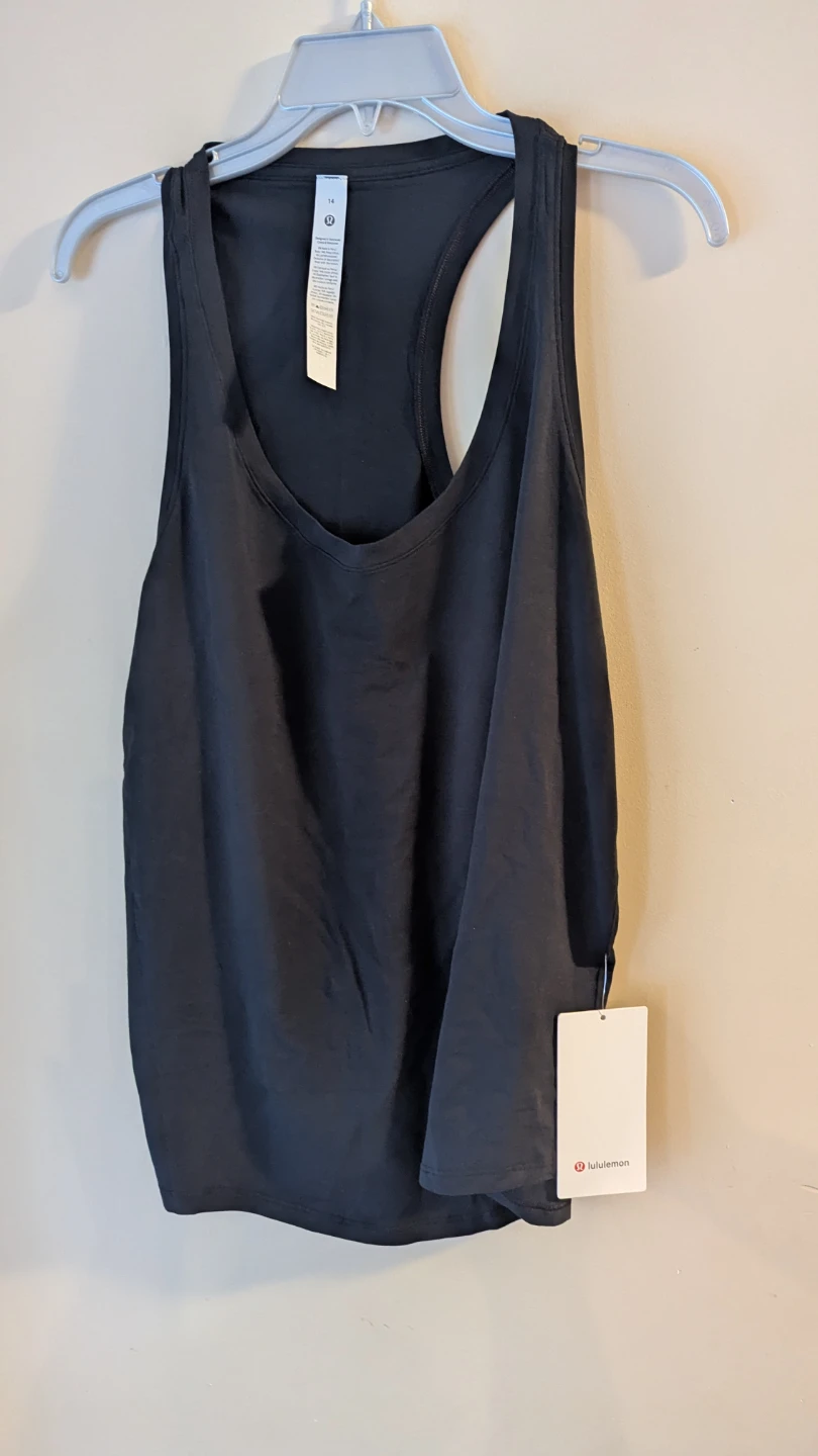 Lululemon Black Tank Top size 14 new with tags