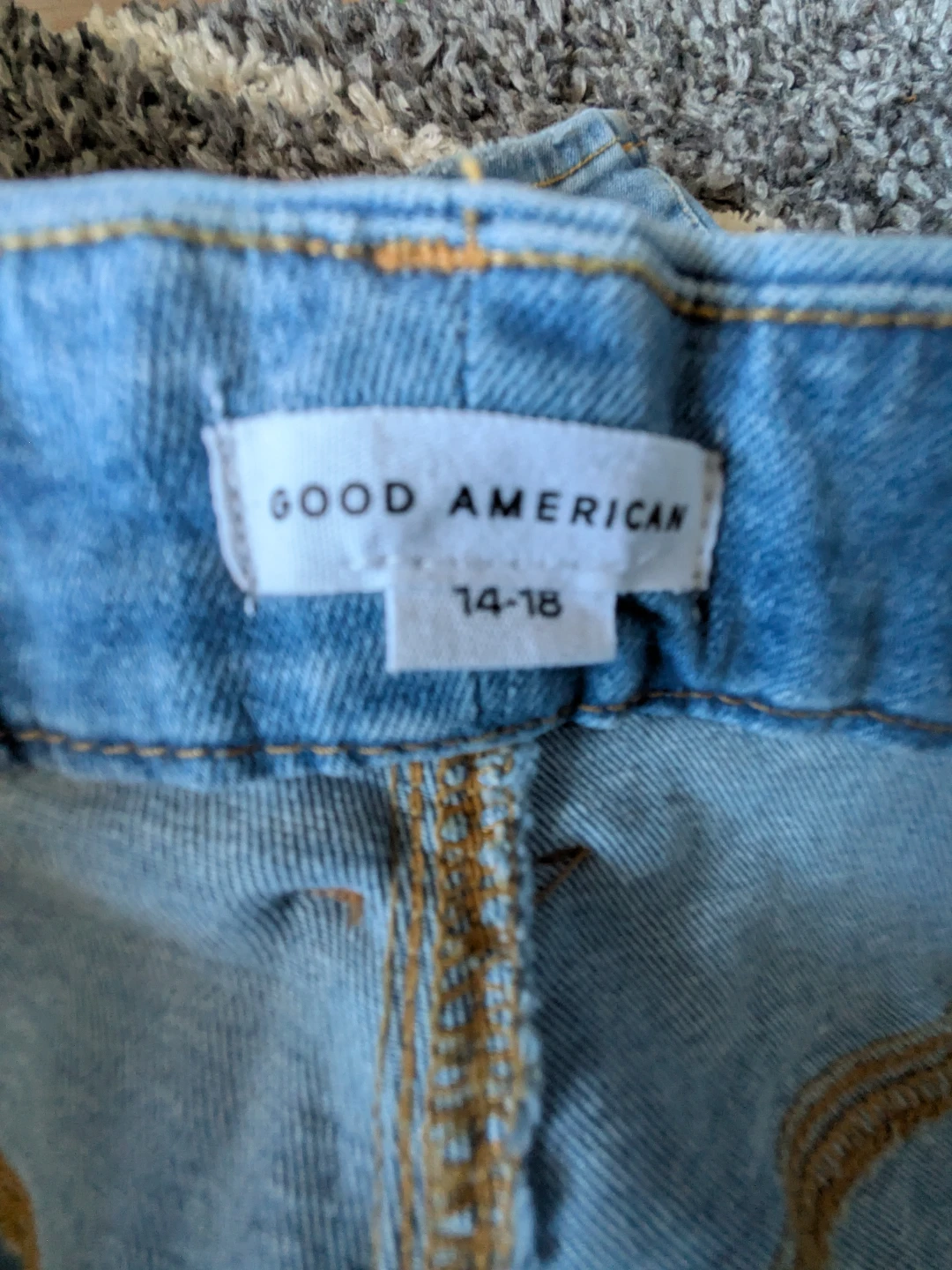 Good American Good Classic Skinnyish Fit Jeans - photo 5
