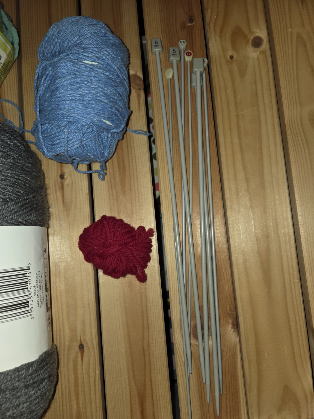Knitting Yarn and knitting needles - photo 4