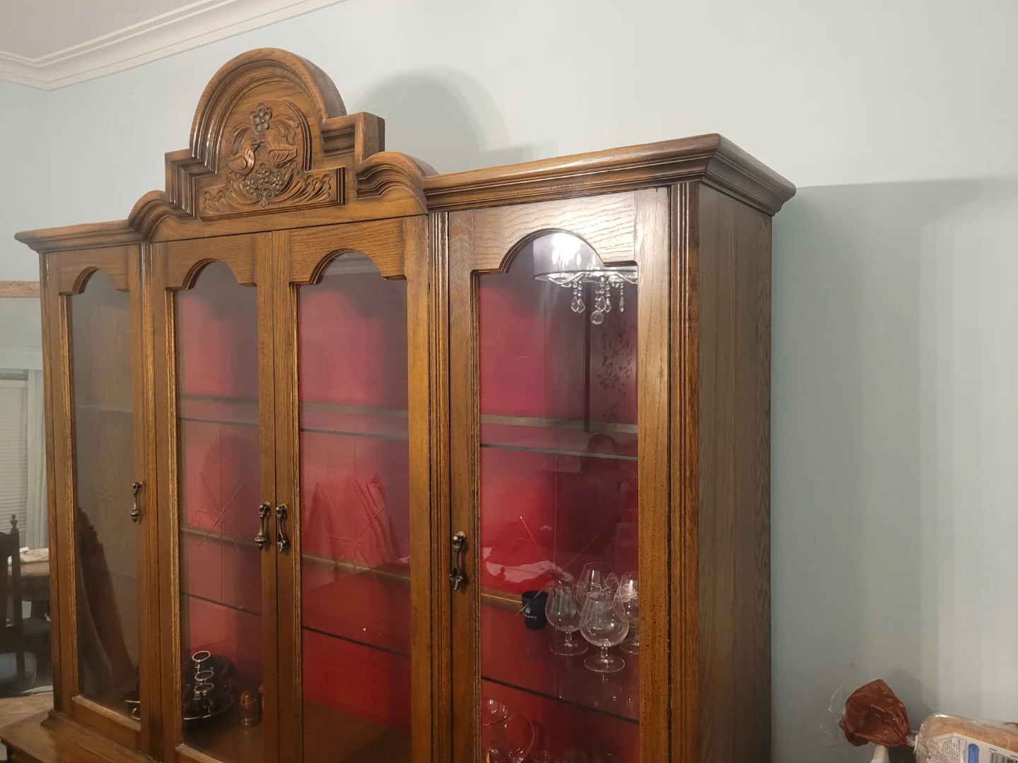 Wooden cabinet with glass doors / china cabinet - photo 2