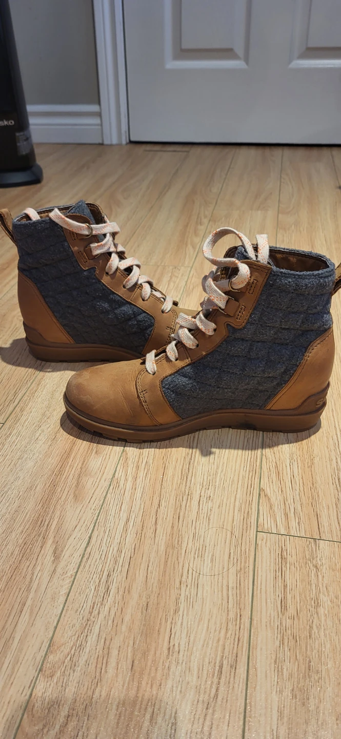 Sorel Women's Boots Size 7.5 - photo 2