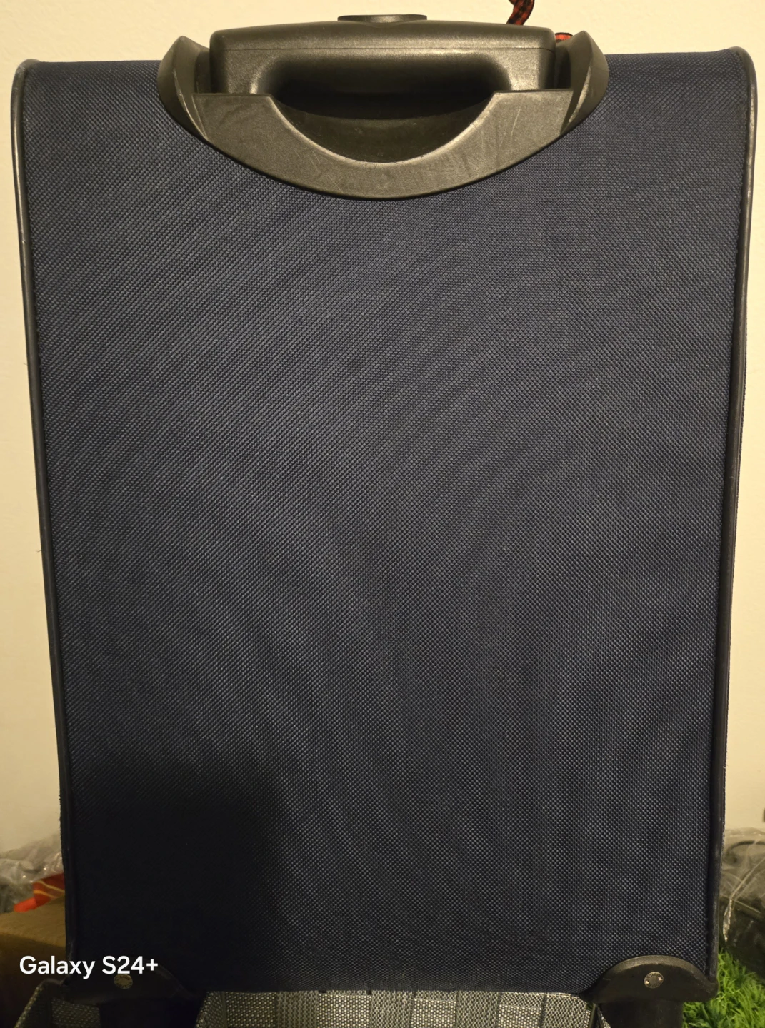 Nautica Navy Blue & Yellow Hardside Spinner  Carry on Suitcase - photo 3