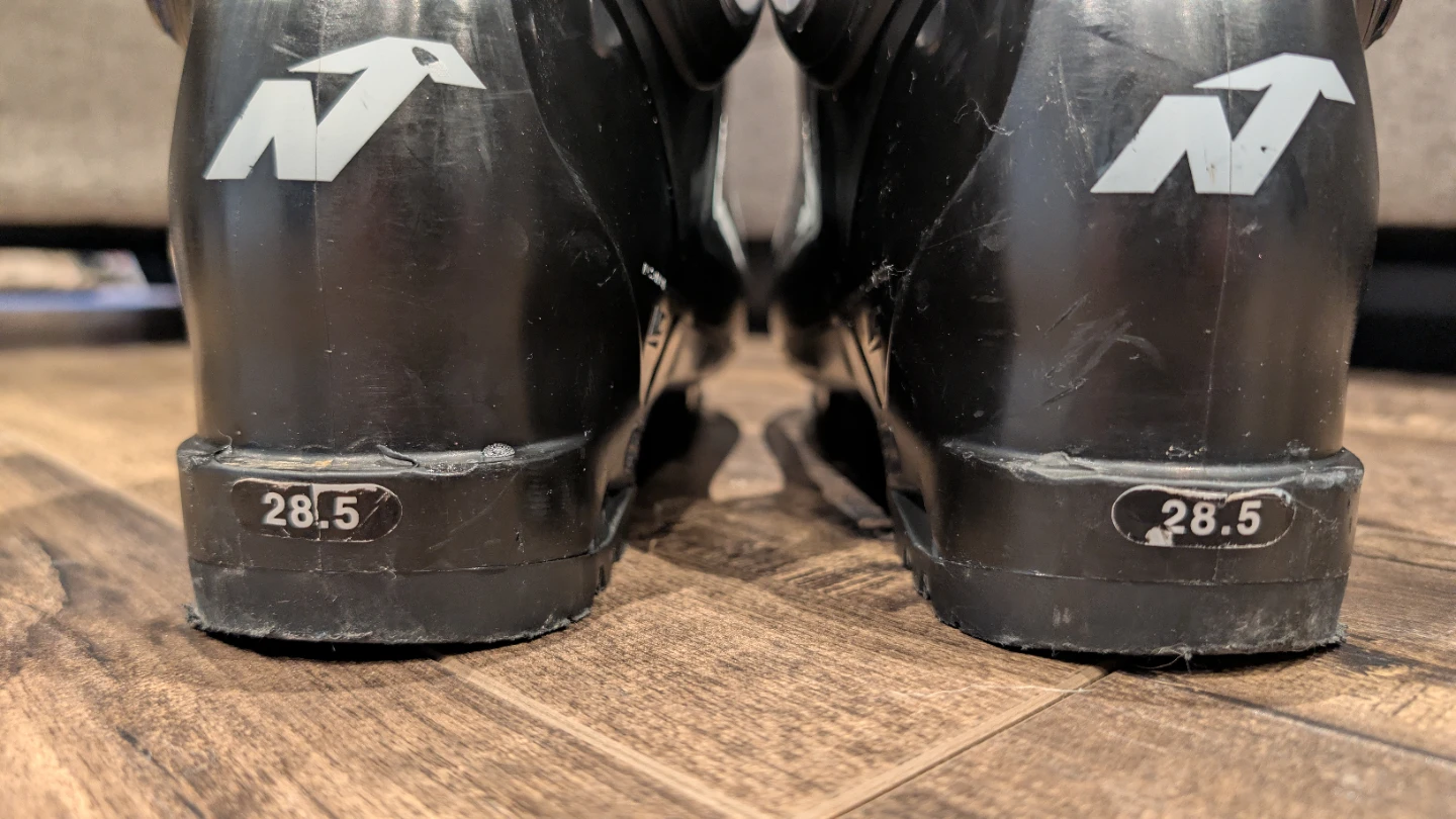 Nordica Cruise Skiing Boots 28.5 - photo 3