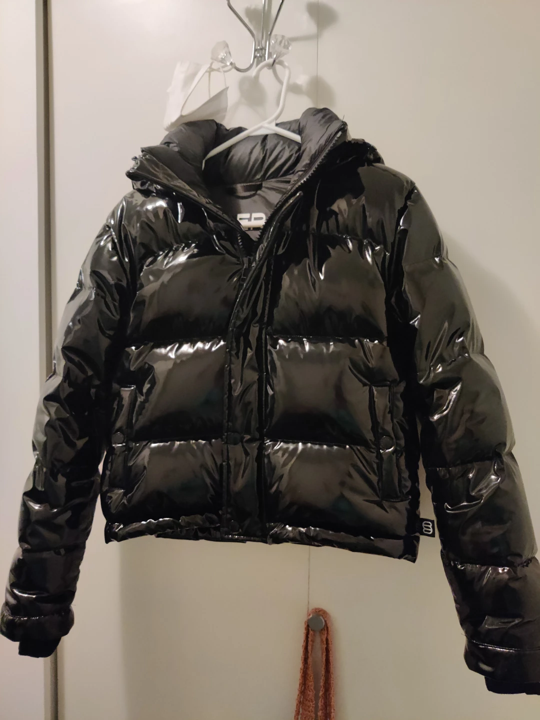 TNA Super Puff Cropped Puffer Jacket Shiny Black Size 3XS