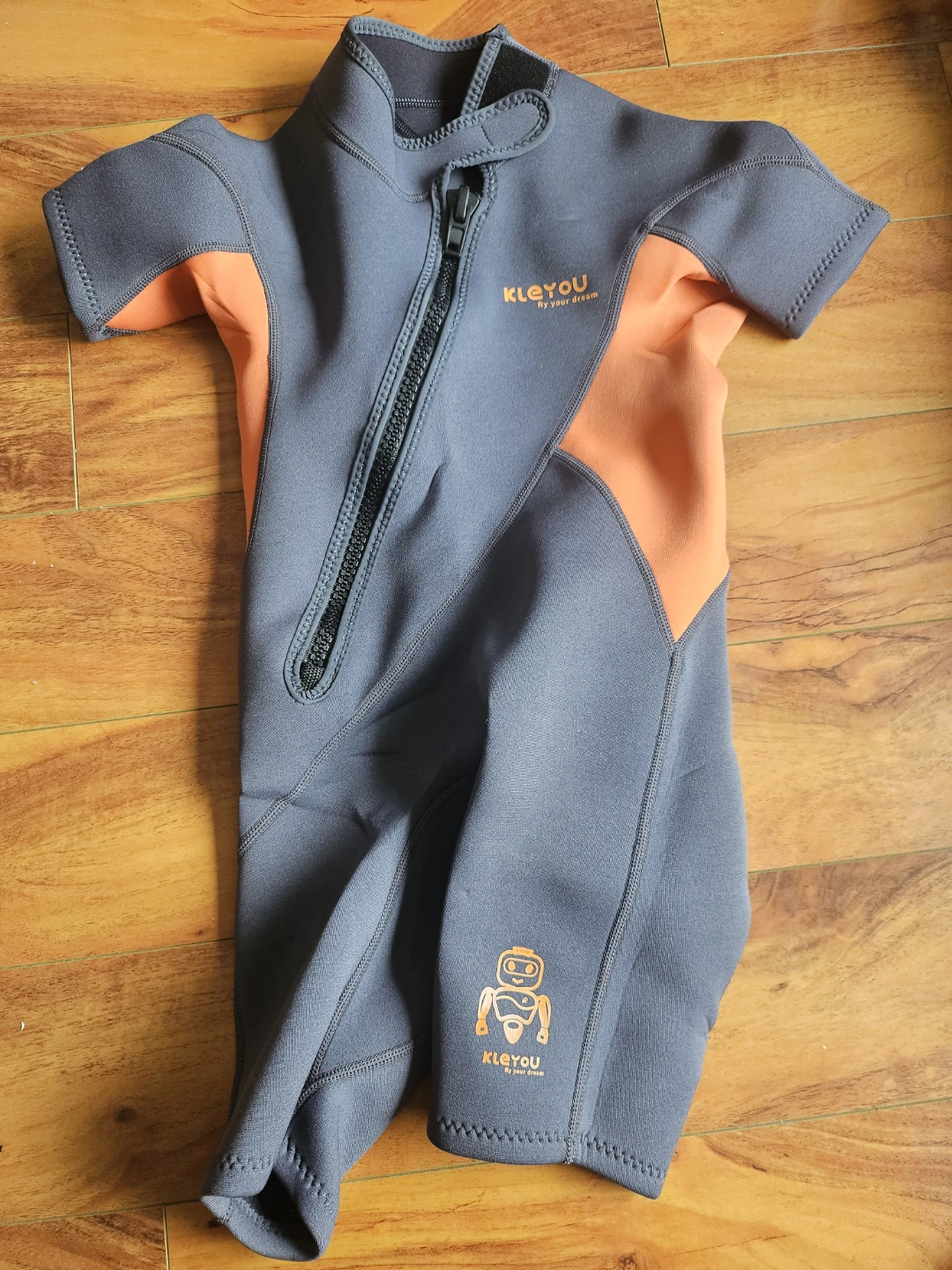 Boy's one piece swimsuit/ Wetsuit/ rashguard