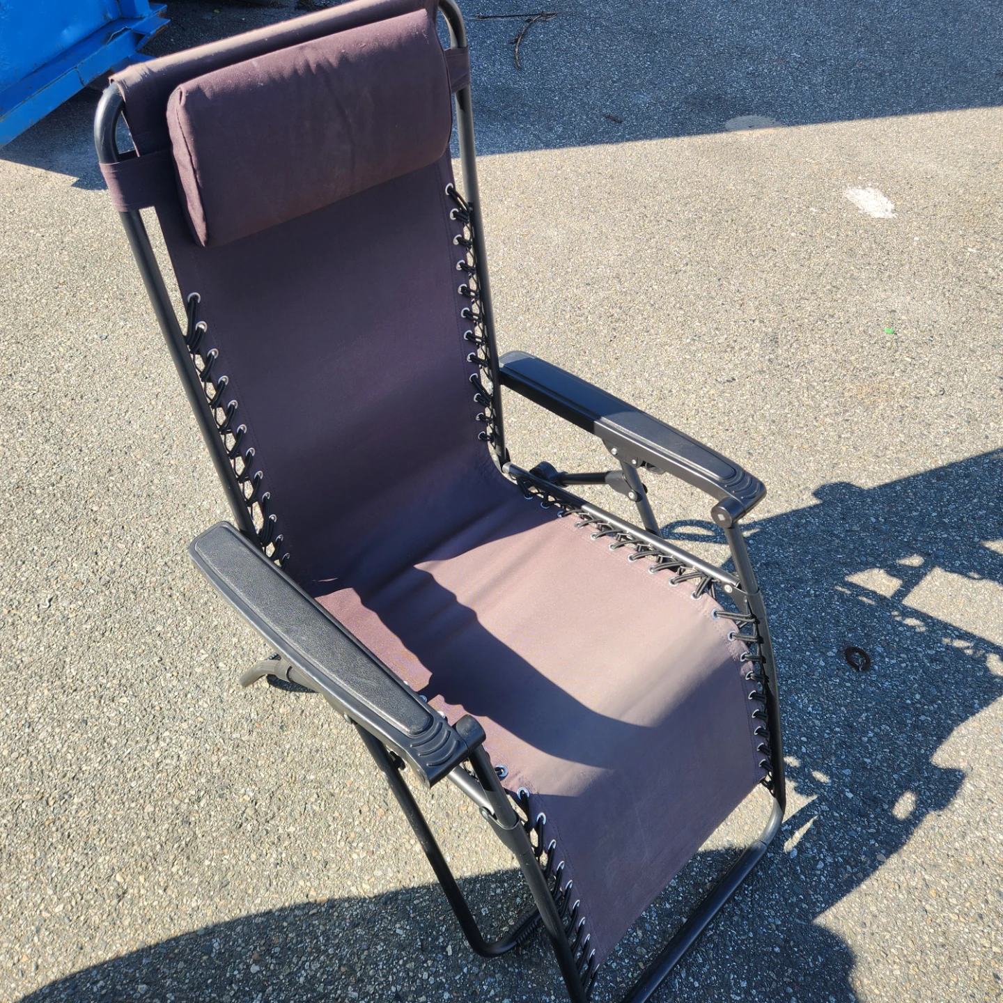 Zero Gravity Chair - Brown patio camping picnic