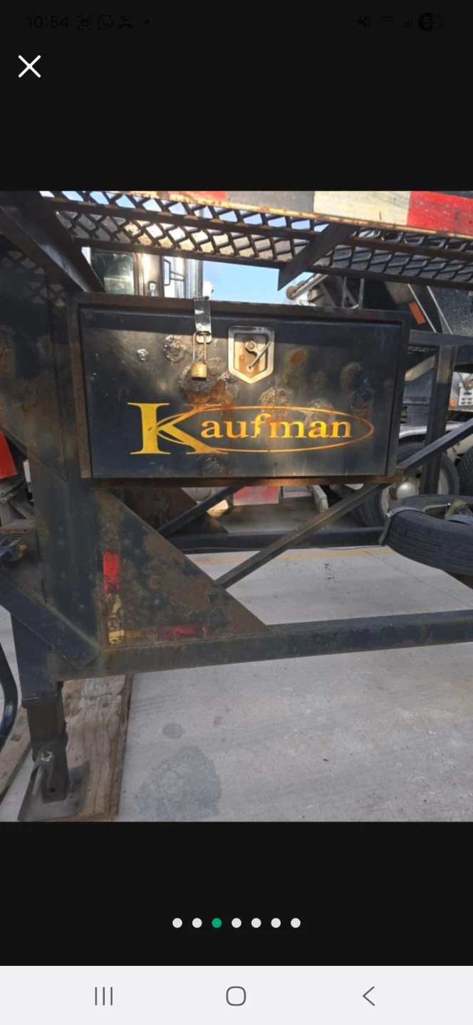 Kaufman Car Hauler Trailer - photo 2