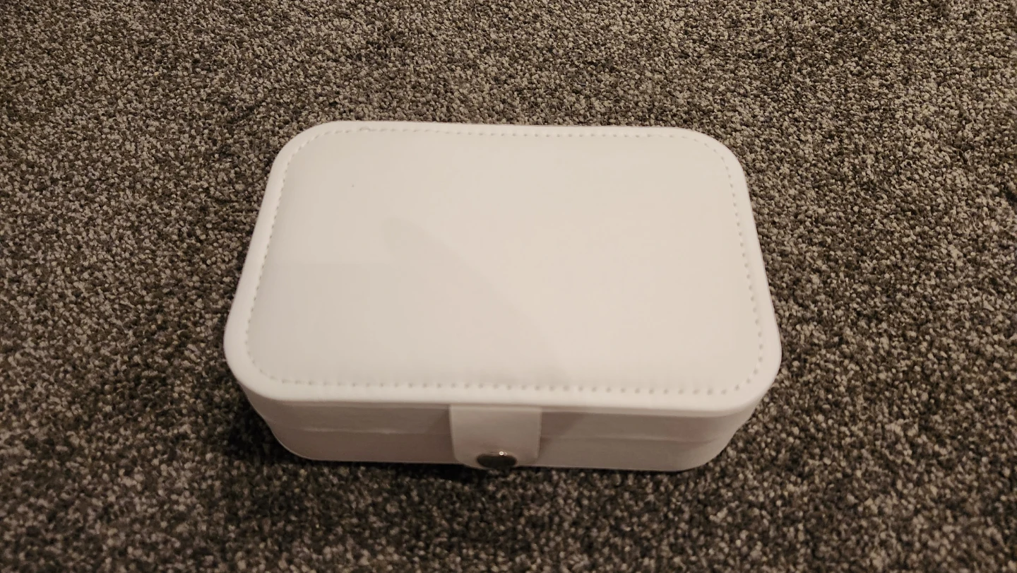 White Jewellery Organizer Box - photo 4