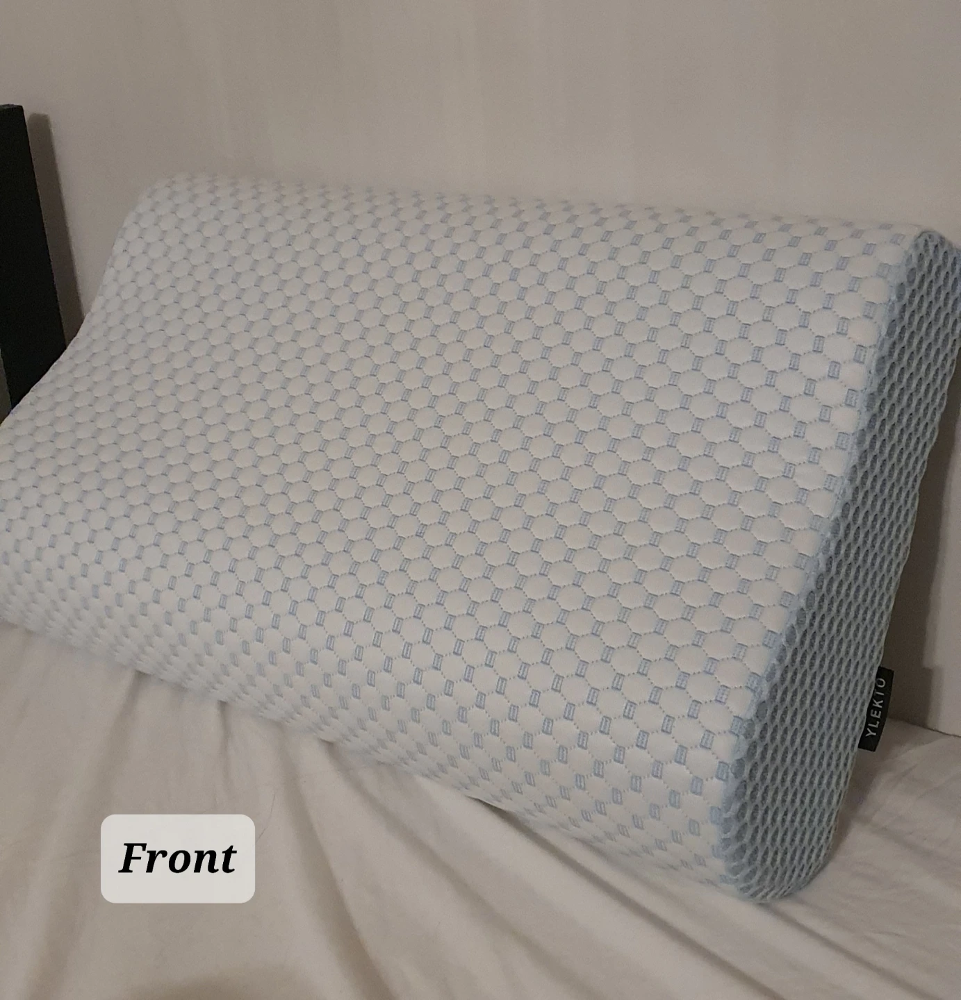 Ergonomic Memory Foam Pillow - photo 2