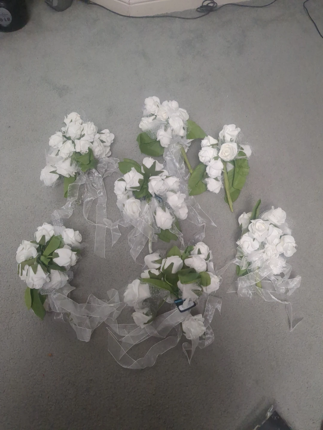 Set of 6 White Artificial Flower Bouquets with Ribbons - photo 3