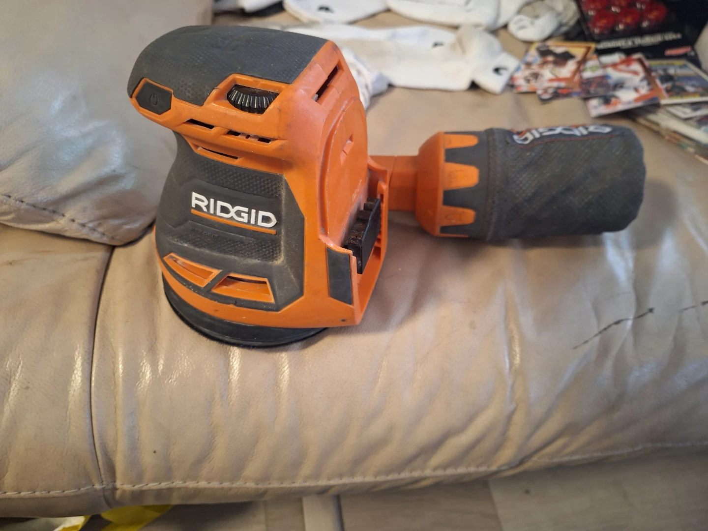 RIDGID Random Orbit Sander with Dust Bag