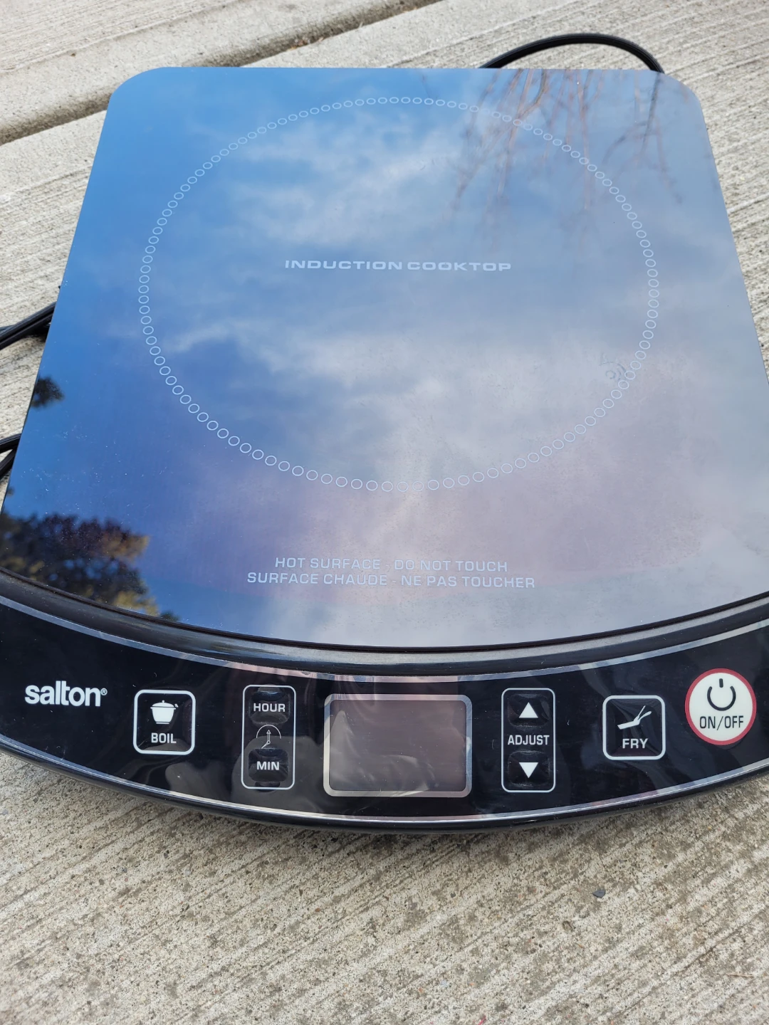 Salton induction cooktop