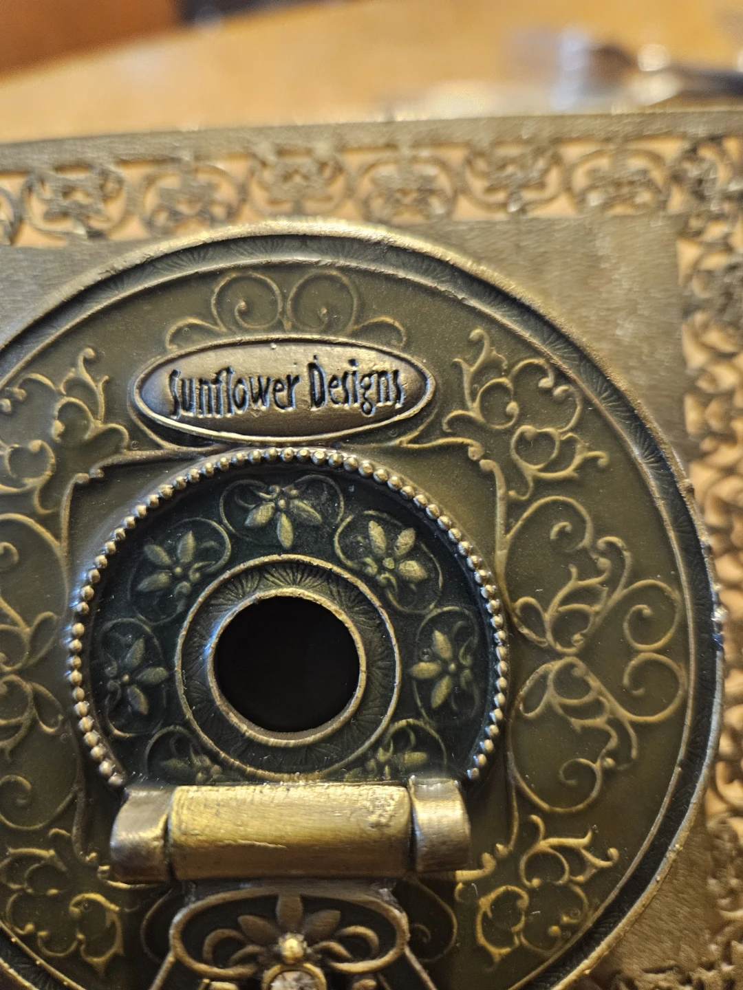 Sunflower Designs Vintage Style Tabletop Clock - photo 4