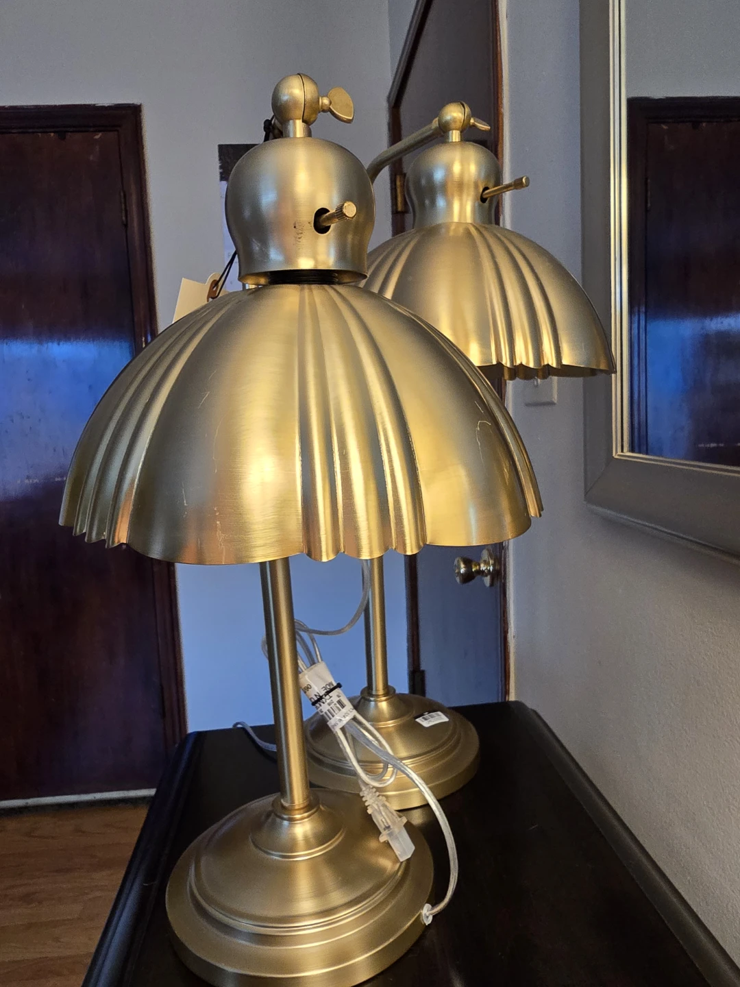 Set of 2 Fluted Scallop Brass Table Lamps - photo 2