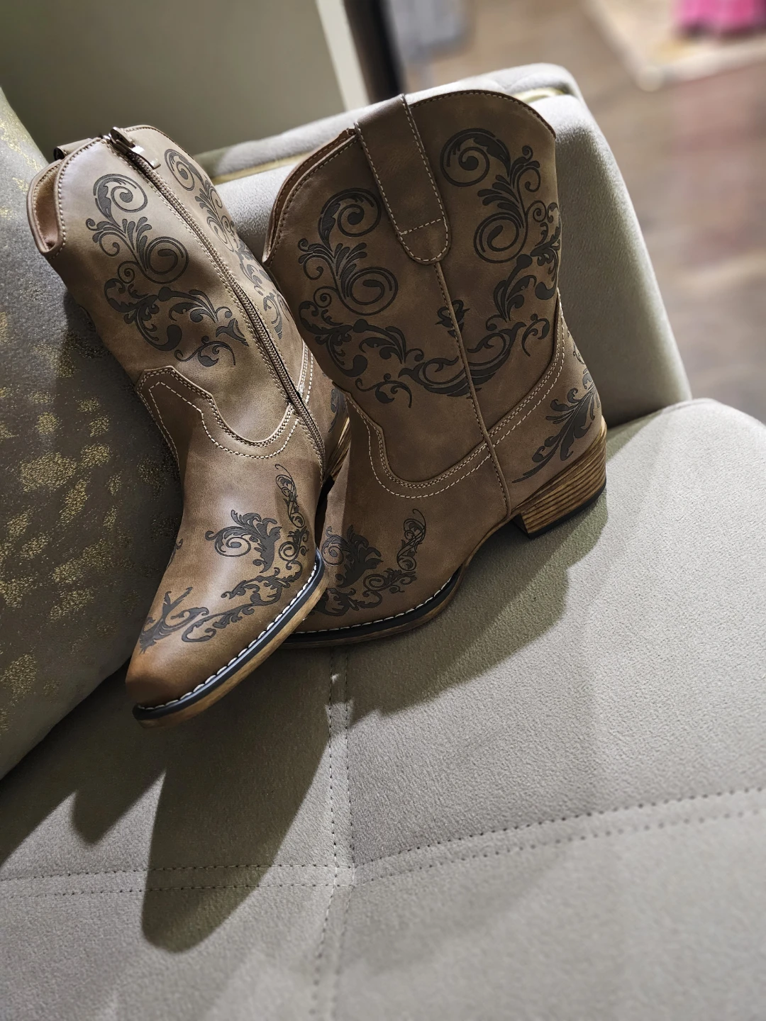 Cowboy women boots (size 8) - photo 5